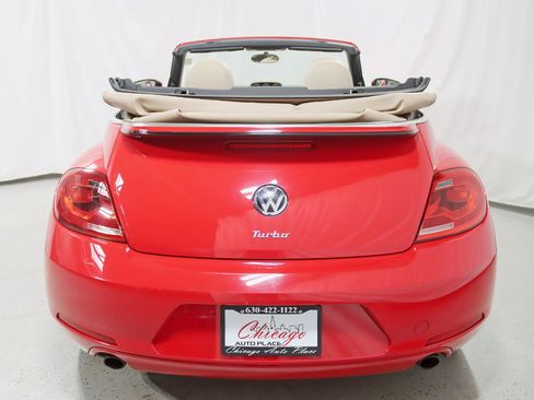 Used 2013 Volkswagen Beetle 2.0T FWD image 15