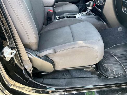Used 2023 Jeep Gladiator Sport AWD/4WD image 32