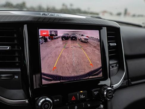 New 2026 RAM 1500 4x4 Crew Cab image 28
