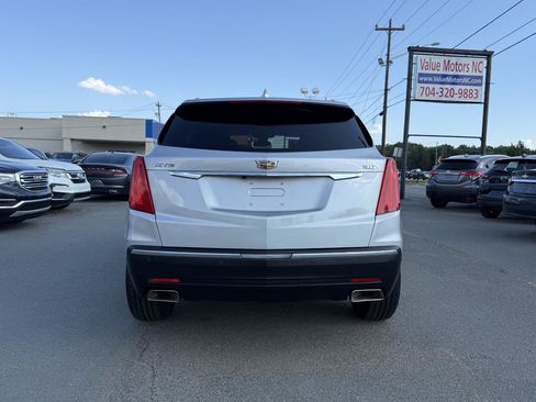 Used 2017 Cadillac XT5 Luxury FWD image 5