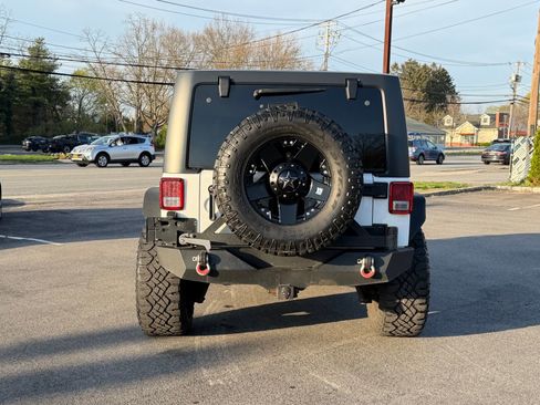Used 2017 Jeep Wrangler Unlimited Sport w/ Quick Order Package 23S image 4