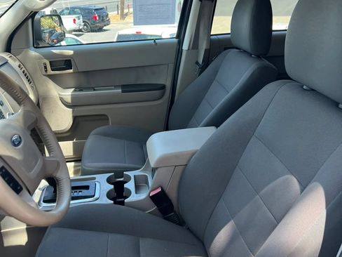 Used 2011 Ford Escape 2WD Hybrid image 10