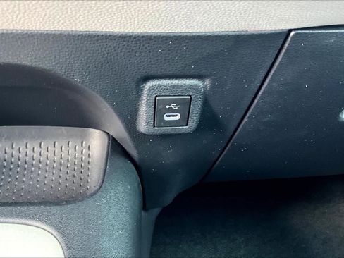 Used 2024 Toyota Corolla LE image 33