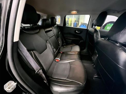 Used 2019 Jeep Compass Latitude w/ Popular Equipment Group image 16