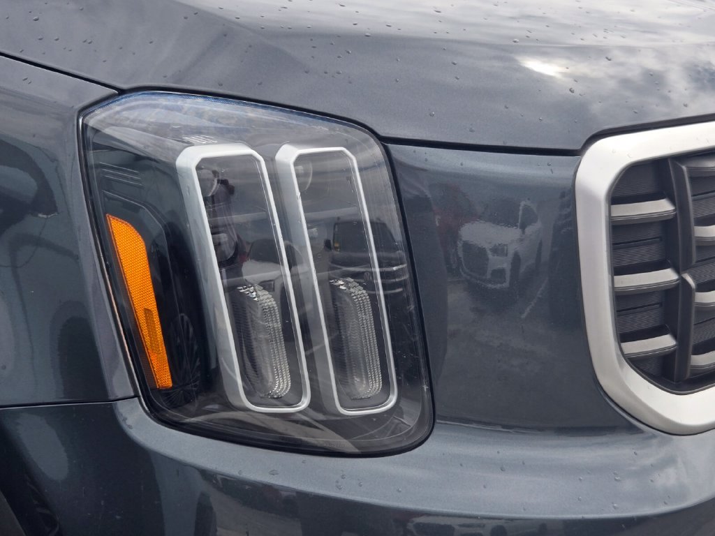 Used 2024 Kia Telluride S w/ S Sunroof Package FWD image 5