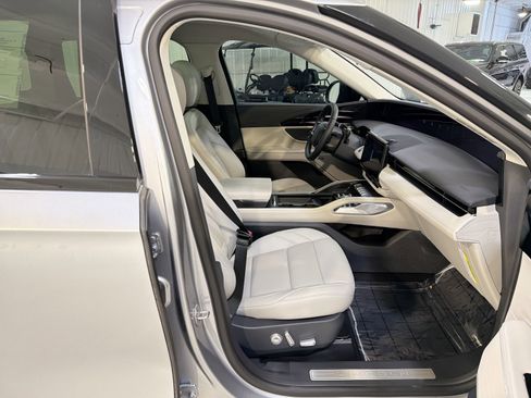 New 2026 Lincoln Nautilus Premier image 29