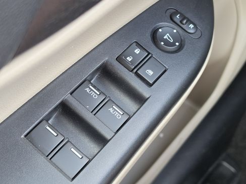 Used 2013 Honda Accord EX image 9
