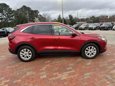 Used 2023 Ford Escape Active w/ Tech Pack #2 image 16