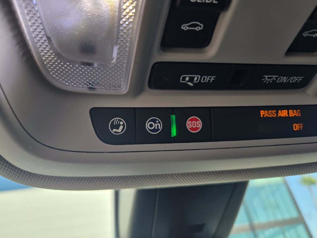 Used 2020 Chevrolet Traverse Premier w/ Redline Edition AWD/4WD image 12