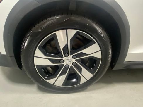 Used 2020 Volvo V60 T5 Cross Country w/ Protection Package Premier AWD/4WD image 5