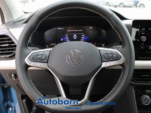 Used 2025 Volkswagen Taos S AWD/4WD image 10