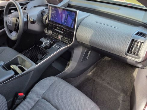 Used 2024 Toyota bZ4X XLE w/ Weather Package image 25