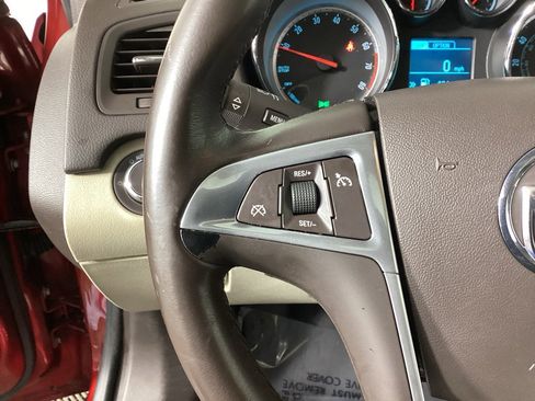 Used 2013 Buick Regal Premium image 19