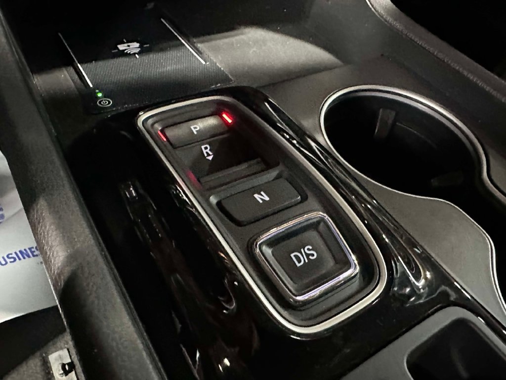 Used 2024 Honda Pilot Touring image 19