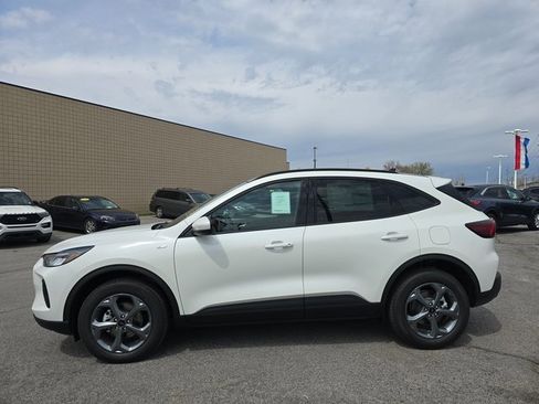 New 2025 Ford Escape ST-Line Select w/ Tech Pack #1 AWD/4WD image 9