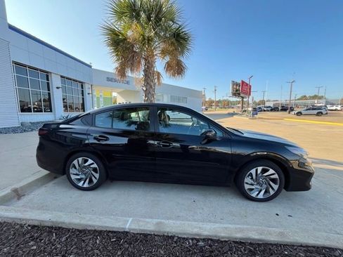 Used 2025 Subaru Legacy Limited image 20