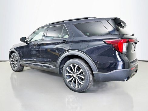 New 2026 Ford Explorer ST-Line AWD/4WD image 5