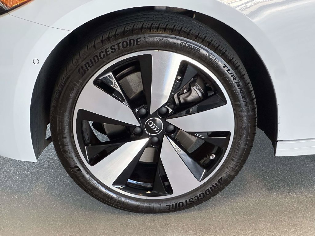 Used 2025 Audi A5 Premium Plus w/ Premium Plus AWD/4WD image 9