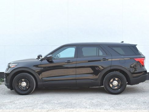 Used 2024 Ford Explorer 4WD Police Interceptor image 9