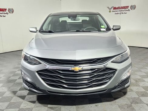 Used 2023 Chevrolet Malibu LT image 2