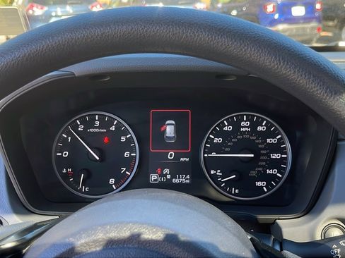 Certified 2024 Subaru Crosstrek 2.0i Premium image 15