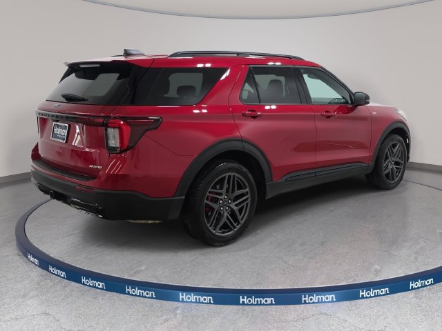 Used 2026 Ford Explorer ST-Line w/ ST-Line Street Pack AWD/4WD image 6