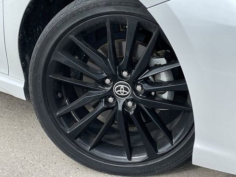 Used 2024 Toyota Camry XSE w/ Navigation Package FWD image 9