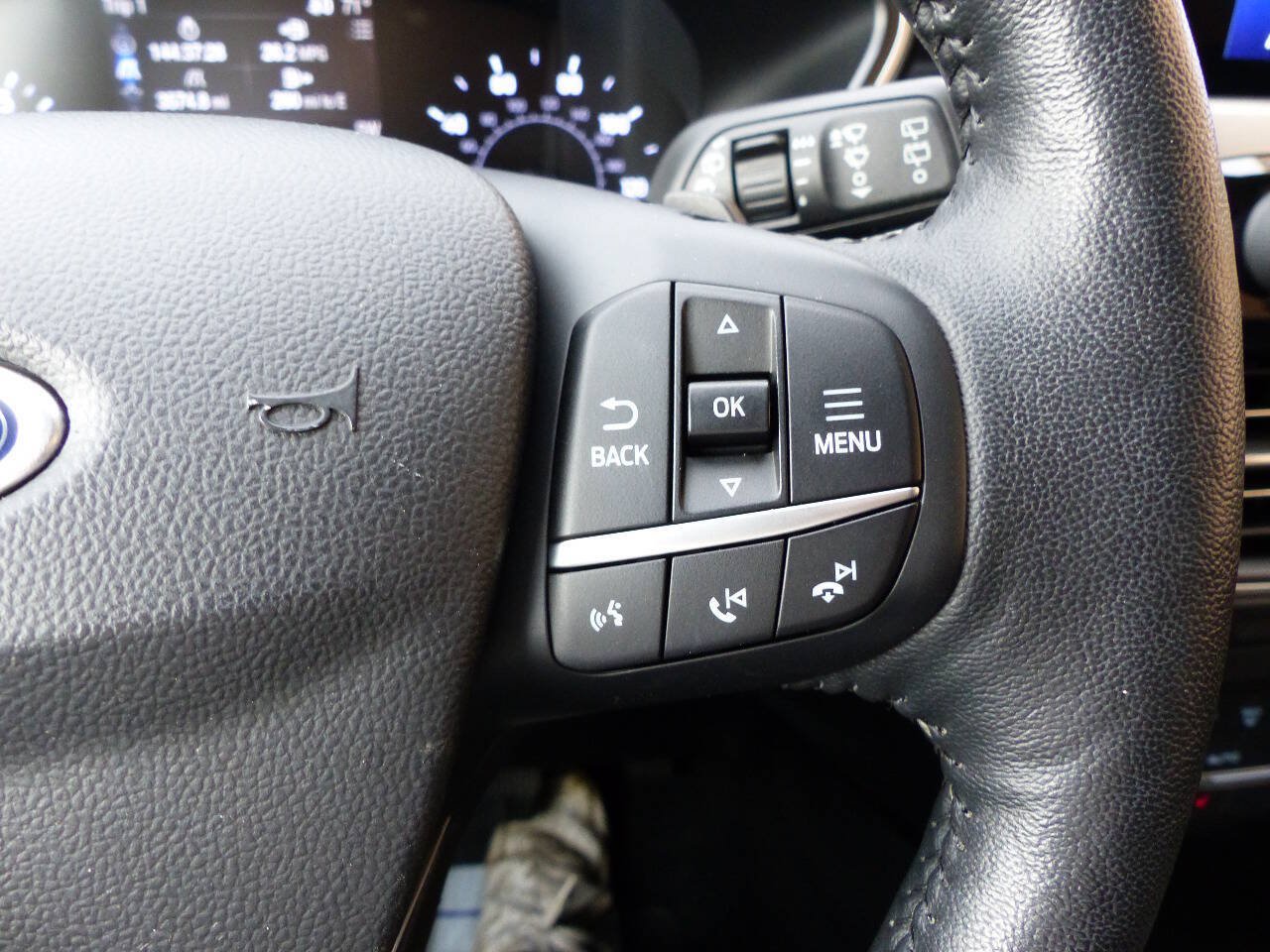 Used 2020 Ford Escape SEL AWD/4WD image 27