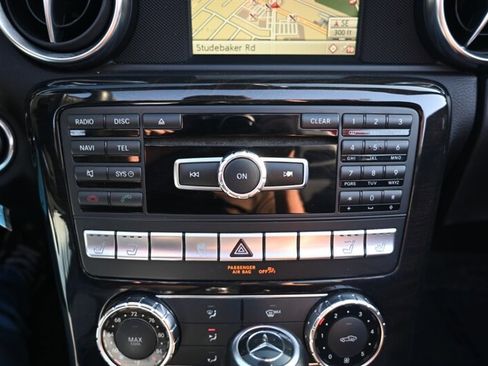 Used 2015 Mercedes-Benz SLK 250 image 48