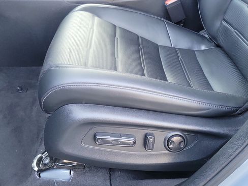 Used 2023 Honda CR-V EX-L image 17