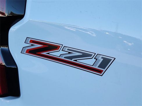 New 2026 Chevrolet Colorado Z71 image 6