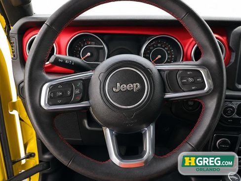 Used 2023 Jeep Gladiator Rubicon w/ LED Lighting Group AWD/4WD image 11