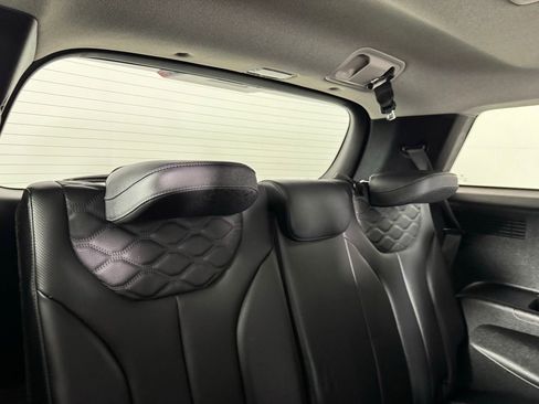 Used 2022 Hyundai Palisade Limited w/ Cargo Package image 32