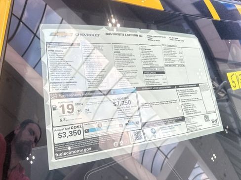 New 2025 Chevrolet Corvette E-Ray image 26