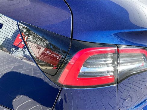 Used 2022 Tesla Model 3 Long Range image 29