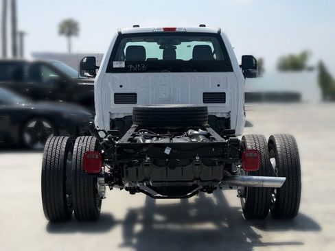 New 2026 Ford F550 2WD Regular Cab Super Duty image 10