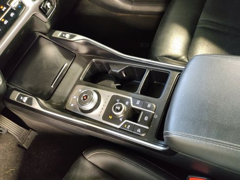 Used 2023 Kia Sorento EX w/ Panoramic Sunroof Package AWD/4WD image 26