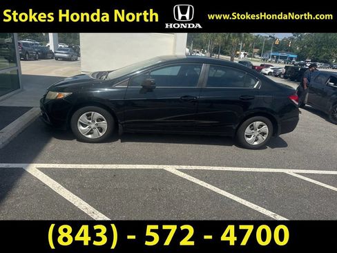 Used 2013 Honda Civic LX image 2