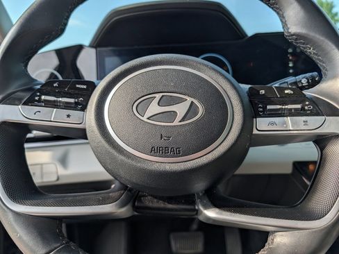 Used 2024 Hyundai Elantra Limited FWD image 27