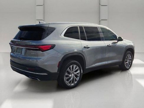 Certified 2025 Buick Enclave Preferred FWD image 5