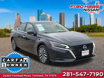 Used 2025 Nissan Altima 2.5 SV