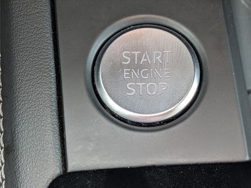 Used 2024 Audi A4 2.0T Premium Plus image 27