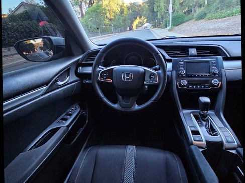 Used 2018 Honda Civic LX image 25