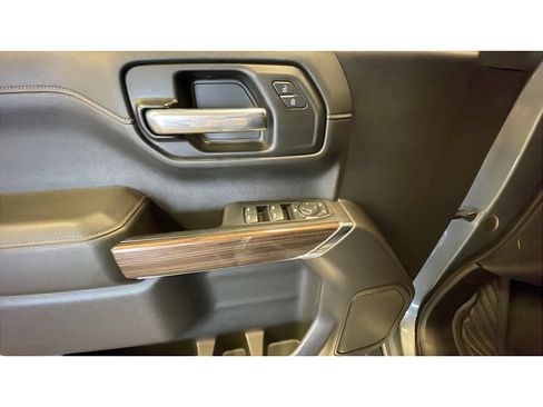 Used 2021 Chevrolet Silverado 1500 RST AWD/4WD image 10