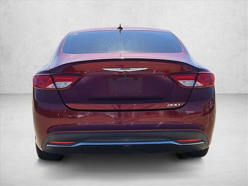 Used 2016 Chrysler 200 Limited image 6