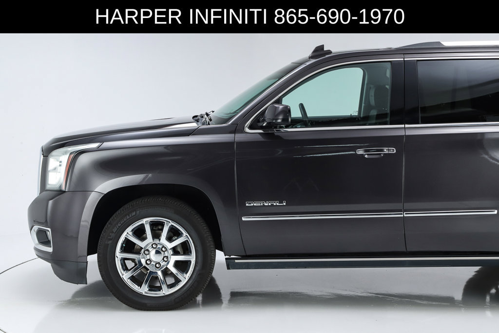 Used 2015 GMC Yukon Denali w/ Premium Package AWD/4WD image 3