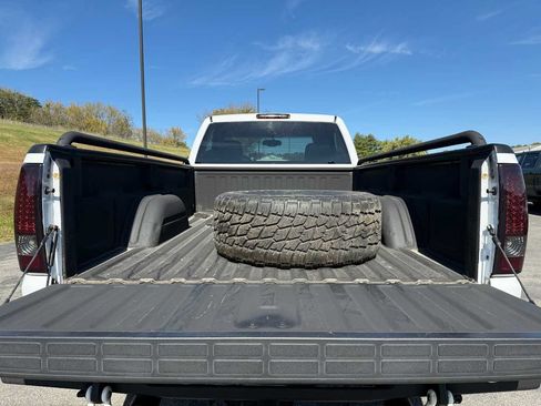 Used 2005 Chevrolet Silverado 1500 4x4 Regular Cab w/ Light Duty Power Package image 13