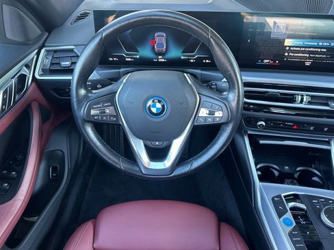 Used 2023 BMW i4 eDrive35 w/ Premium Package image 27