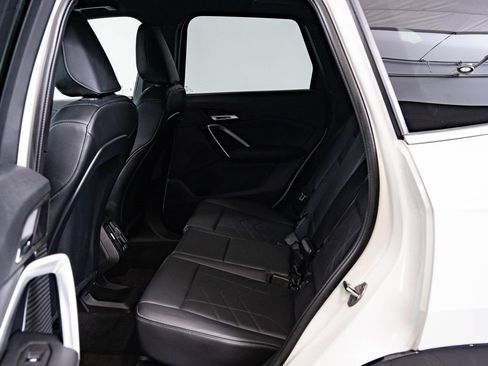 Used 2025 BMW X1 xDrive28i AWD/4WD image 41