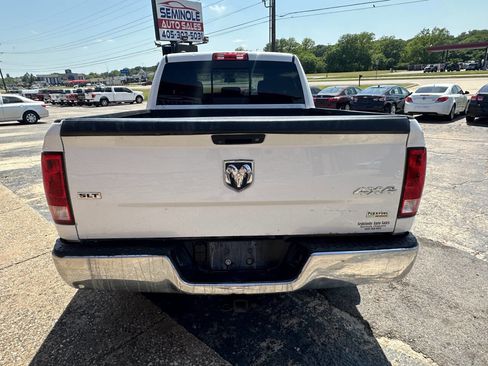 Used 2018 RAM 1500 Classic SLT AWD/4WD image 8